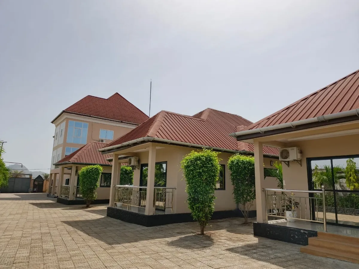 Expatriate Inn Buildings